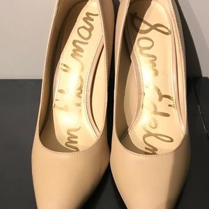 Sam Edelman pumps
